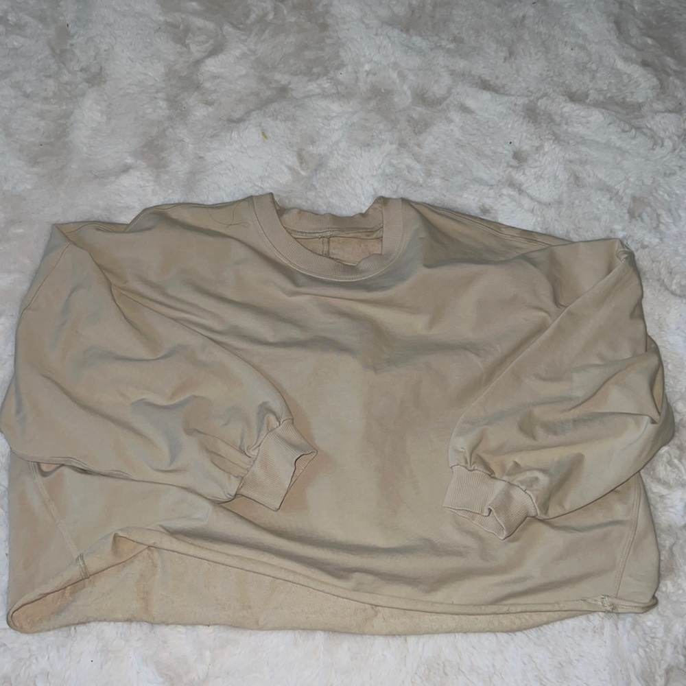 Lululemon cropped pullover